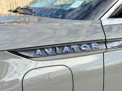 Used 2023 Lincoln Aviator Black Label Grand Touring image 12