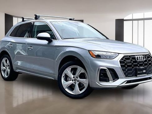 Used 2025 Audi Q5 2.0T Premium Plus w/ Premium Plus Package AWD/4WD image 1