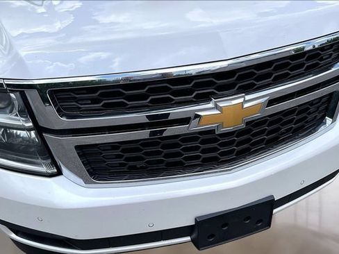 Used 2019 Chevrolet Tahoe LT w/ Texas Edition Package RWD image 28