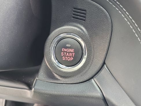 Used 2020 Subaru Outback Limited image 25