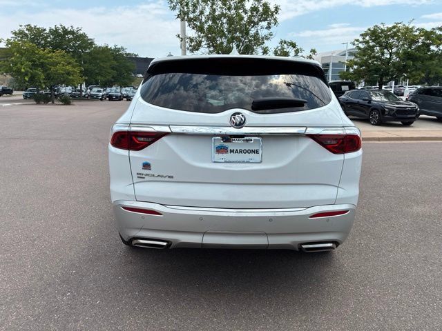 Used 2024 Buick Enclave Premium AWD/4WD image 5