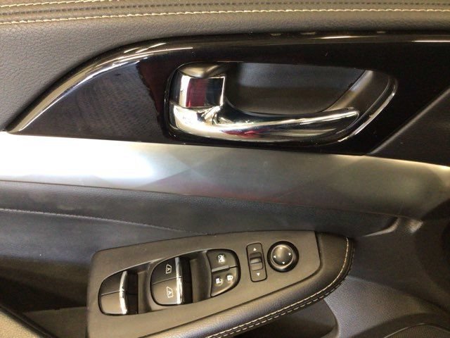 Used 2023 Nissan Maxima SV w/ Floor Mat Group FWD image 20