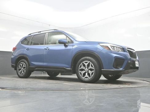 Used 2019 Subaru Forester Premium image 27