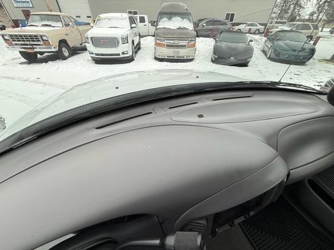 Used 1999 Ford F150 Lariat image 19