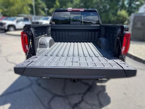 New 2026 GMC Sierra 1500 SLT w/ SLT Premium Plus Package AWD/4WD image 13