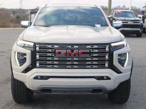 New 2026 GMC Canyon Denali image 2