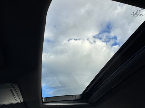 Used 2025 Honda Accord Sport image 17