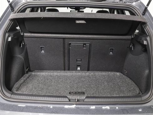 New 2026 Volkswagen Golf 2.0T image 38