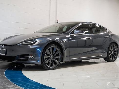 Used 2017 Tesla Model S 100D image 4