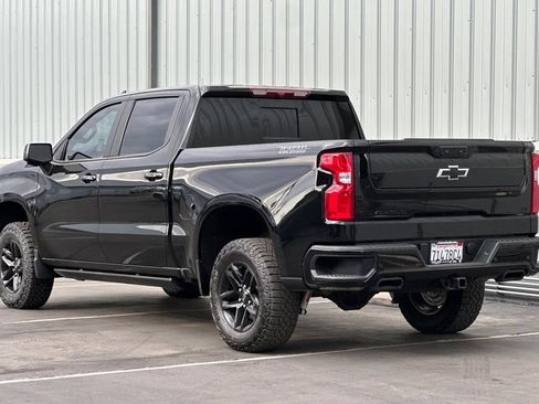 Used 2025 Chevrolet Silverado 1500 LT Trail Boss w/ LT Trail Boss Premium Package AWD/4WD image 6