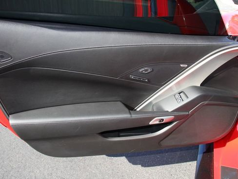 Used 2018 Chevrolet Corvette Grand Sport RWD image 18