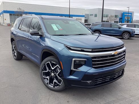 New 2026 Chevrolet Traverse High Country FWD image 1
