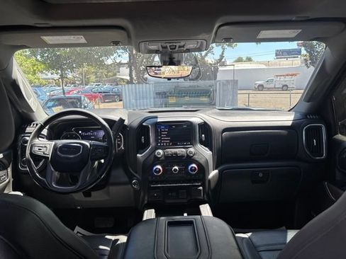 Used 2021 GMC Sierra 2500 Denali w/ Denali Black Diamond Edition AWD/4WD image 39