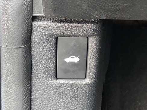 Used 2024 Honda Accord Sport image 27
