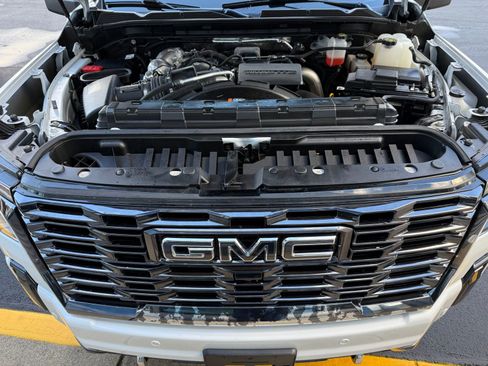 Used 2024 GMC Sierra 2500 Denali Ultimate w/ Max Trailering Package image 39