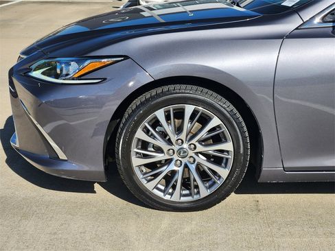 Used 2019 Lexus ES 350 image 8