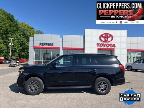 Used 2025 Ford Expedition Active AWD/4WD image 3