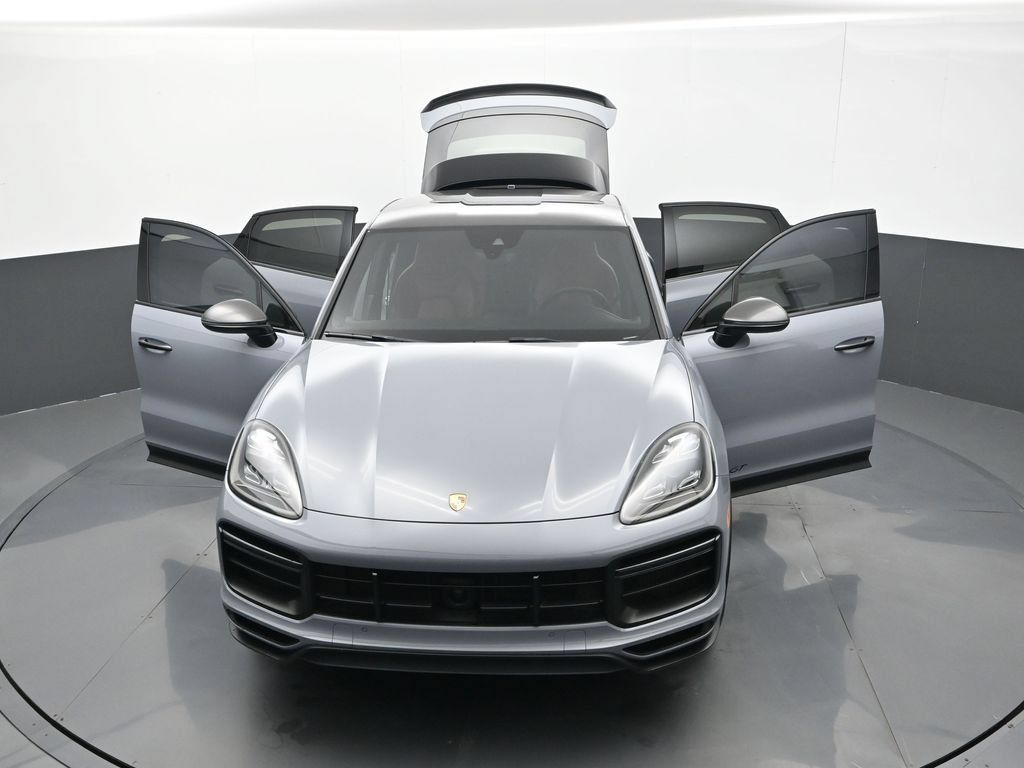 Certified 2023 Porsche Cayenne Turbo GT AWD/4WD image 32