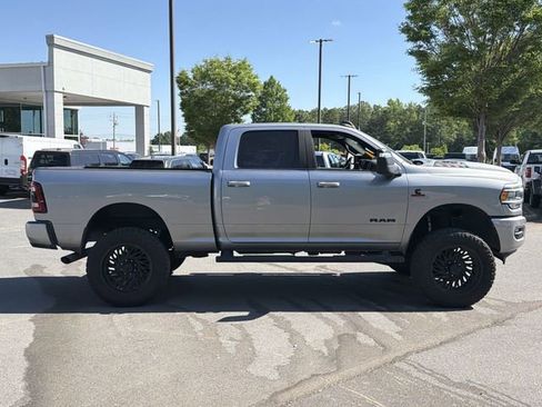 Used 2024 RAM 2500 Laramie w/ Night Edition AWD/4WD image 5