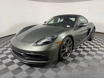 New 2025 Porsche 718 Cayman GT4