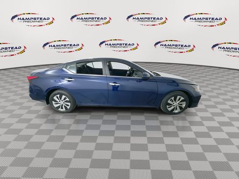 Used 2023 Nissan Altima 2.5 S image 9