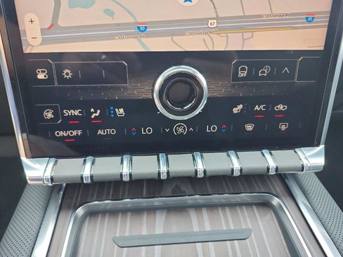 New 2025 GMC Sierra EV Denali image 18