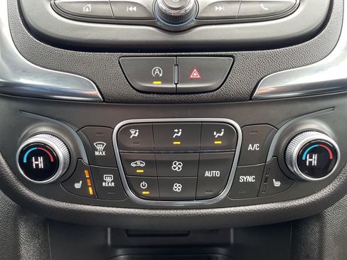 Used 2024 Chevrolet Equinox LT image 22