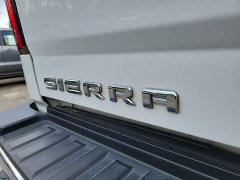 Used 2018 GMC Sierra 2500 SLE w/ HD SLE Preferred Plus Package RWD image 9
