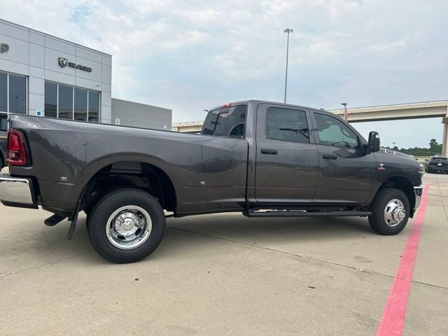 New 2027 RAM 3500 Tradesman AWD/4WD image 10