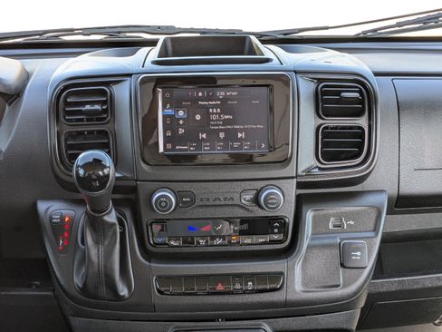 Used 2023 RAM ProMaster 2500 image 20