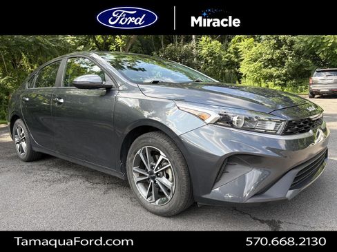 Used 2023 Kia Forte LXS w/ LXS Technology Package FWD image 1