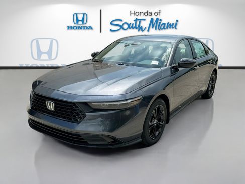 New 2025 Honda Accord SE image 3