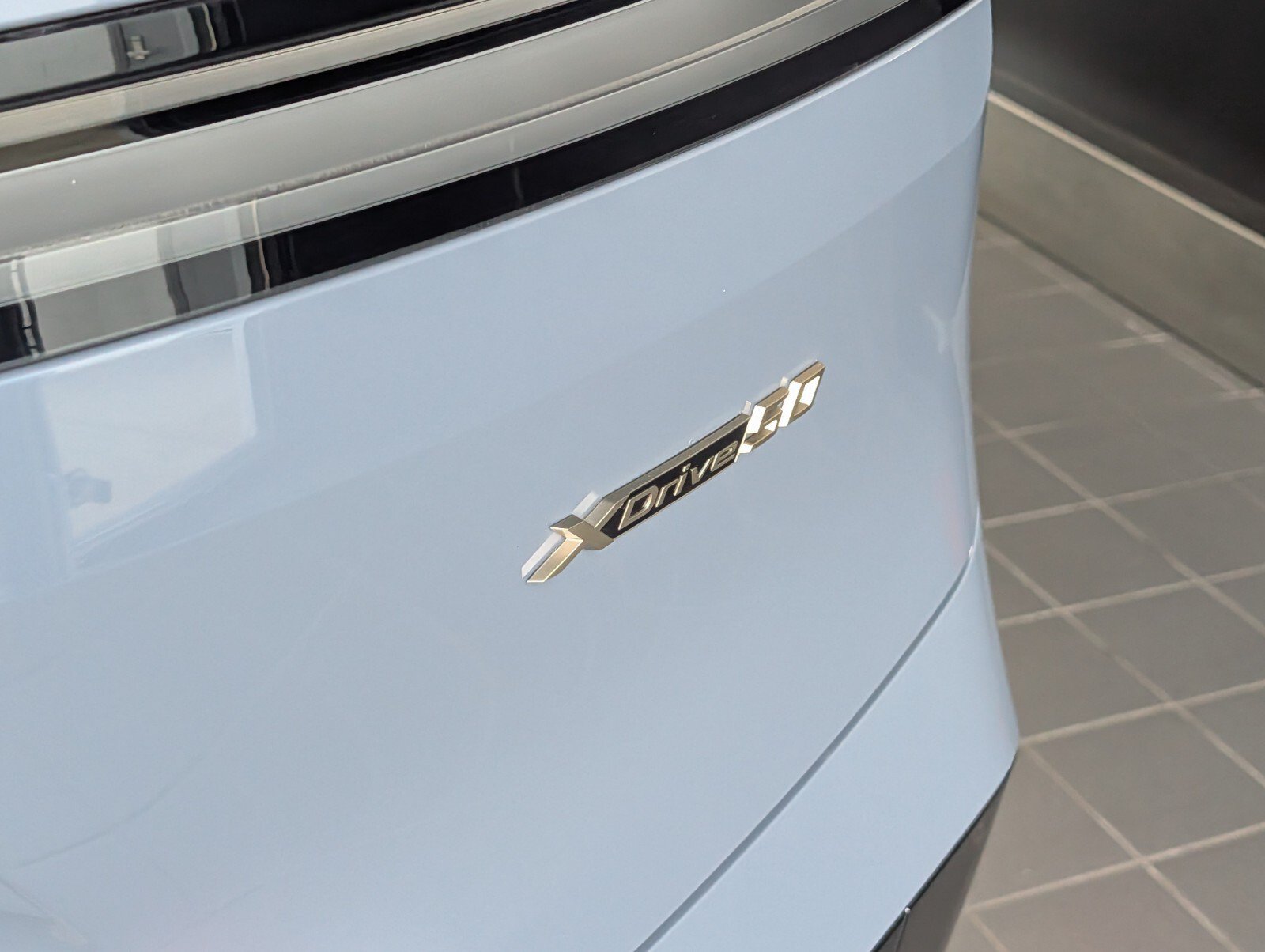 Used 2024 BMW iX xDrive50 AWD/4WD image 5