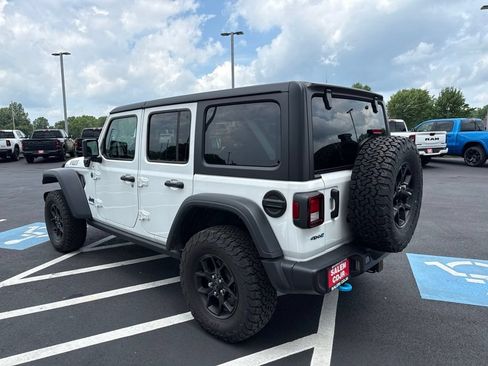 Used 2024 Jeep Wrangler Unlimited AWD/4WD image 6