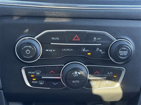 Certified 2018 Dodge Charger SRT w/ Harman/Kardon Audio Group image 35