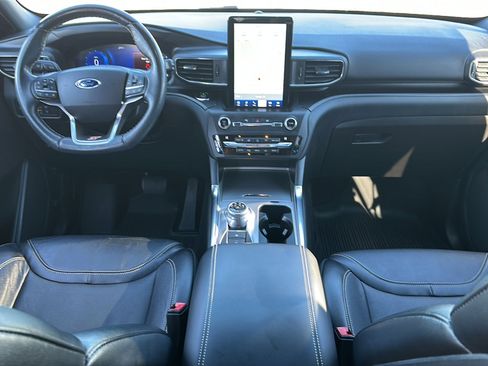Used 2020 Ford Explorer ST w/ Premium Technology Package image 21