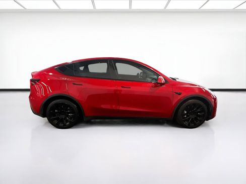 Used 2020 Tesla Model Y Long Range image 24