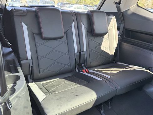 New 2026 Volkswagen Atlas Peak Edition AWD/4WD image 18