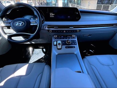 Used 2023 Hyundai Palisade SEL FWD image 12