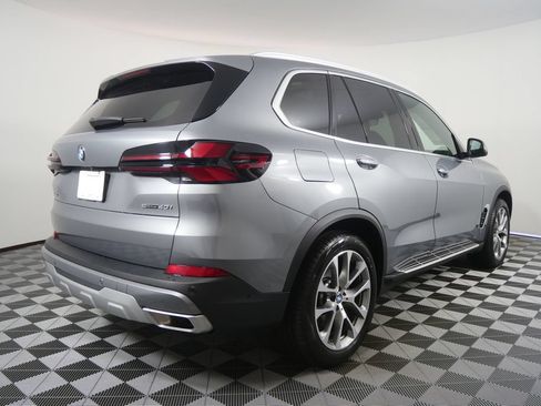 Certified 2026 BMW X5 sDrive40i RWD image 5