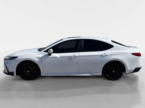 Used 2025 Toyota Camry SE w/ Multimedia Upgrade Package FWD image 2