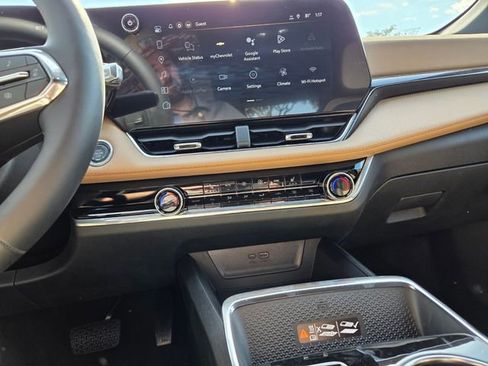 New 2026 Chevrolet Equinox ACTIV FWD image 24