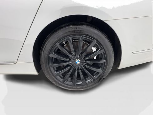 Used 2022 BMW 740i xDrive w/ Premium Package AWD/4WD image 12