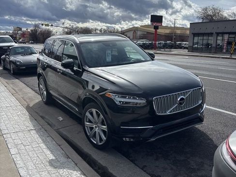 Used 2019 Volvo XC90 T6 Inscription w/ Advanced Package image 4