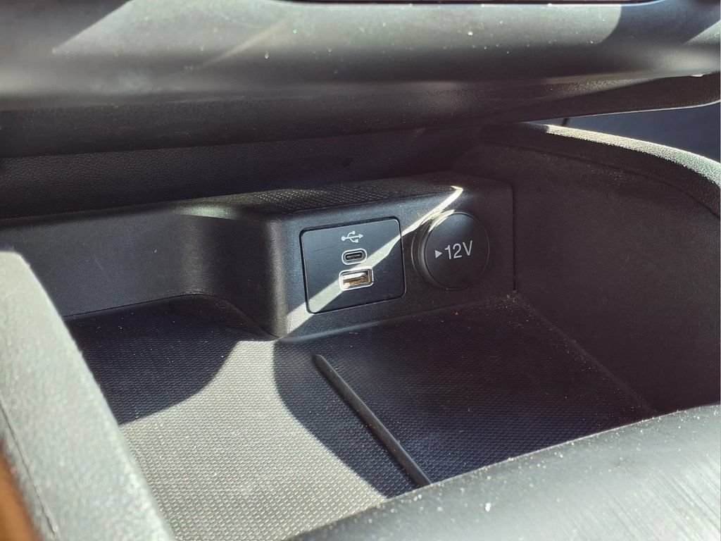 Used 2024 Ford Escape ST-Line FWD image 13