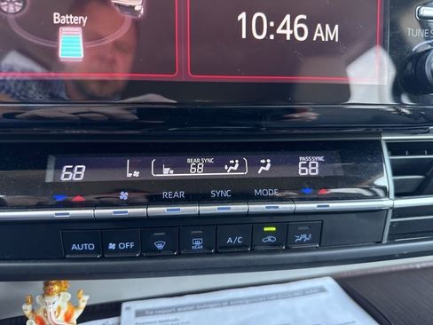 Used 2021 Toyota Sienna LE FWD image 31