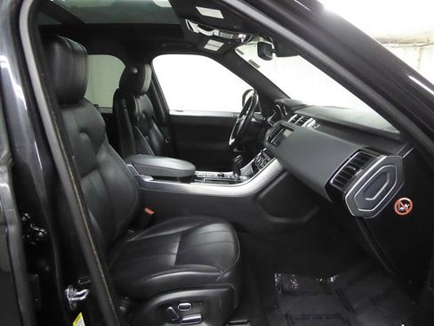 Used 2014 Land Rover Range Rover Sport HSE image 25