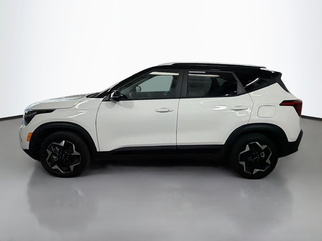 Used 2025 Kia Seltos S AWD/4WD image 6