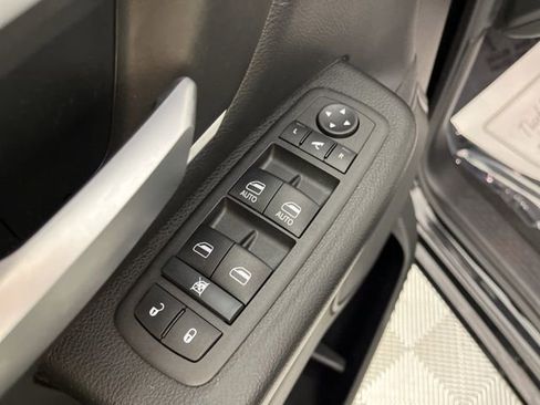 Used 2023 RAM 1500 Big Horn image 38