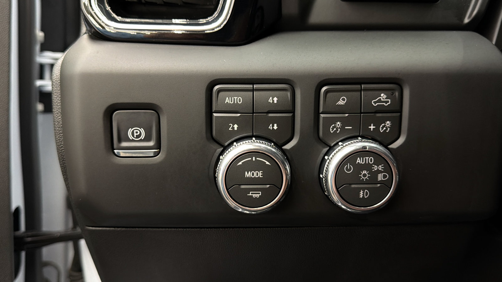 Used 2026 GMC Sierra 1500 Denali Ultimate AWD/4WD image 31
